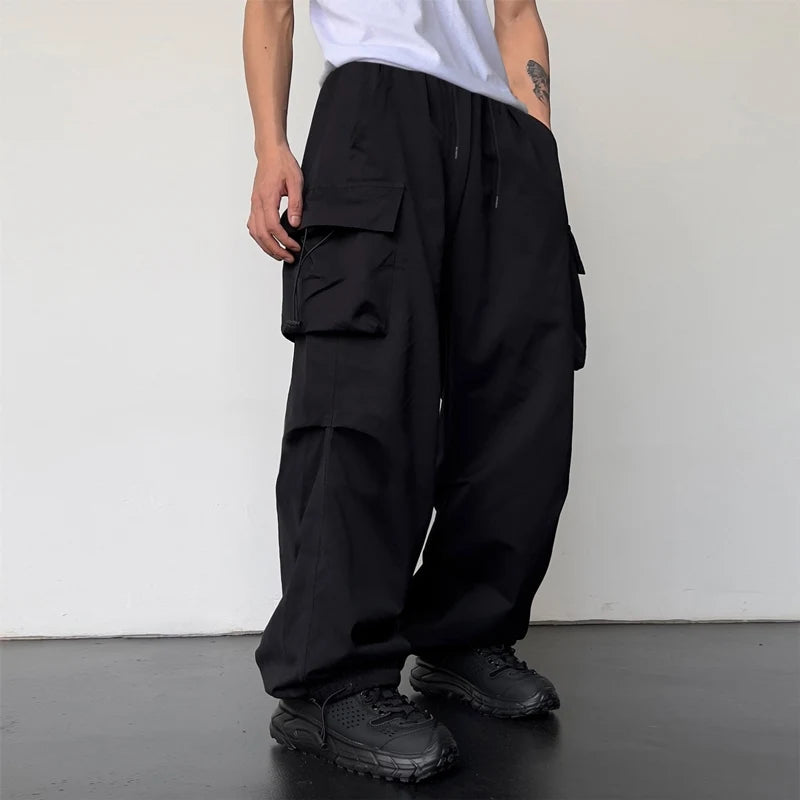 Men Solid Flap Pocket Drawstring Waist Cargo Pants