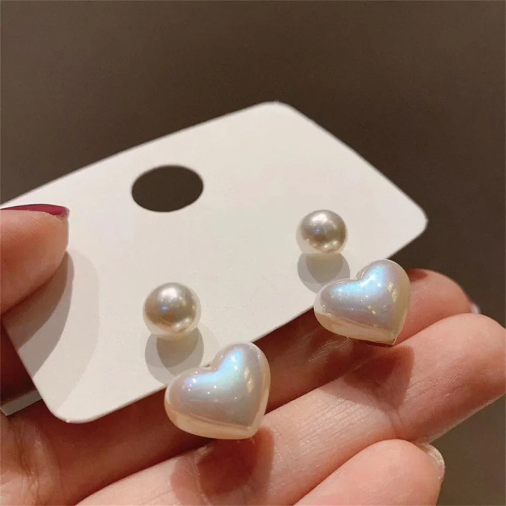 Trendy Vintage Heart Pearl Earring Women Classic White Stud Earrings Female Fashion Earrings Female Jewelry 2024 Gift Wholesale