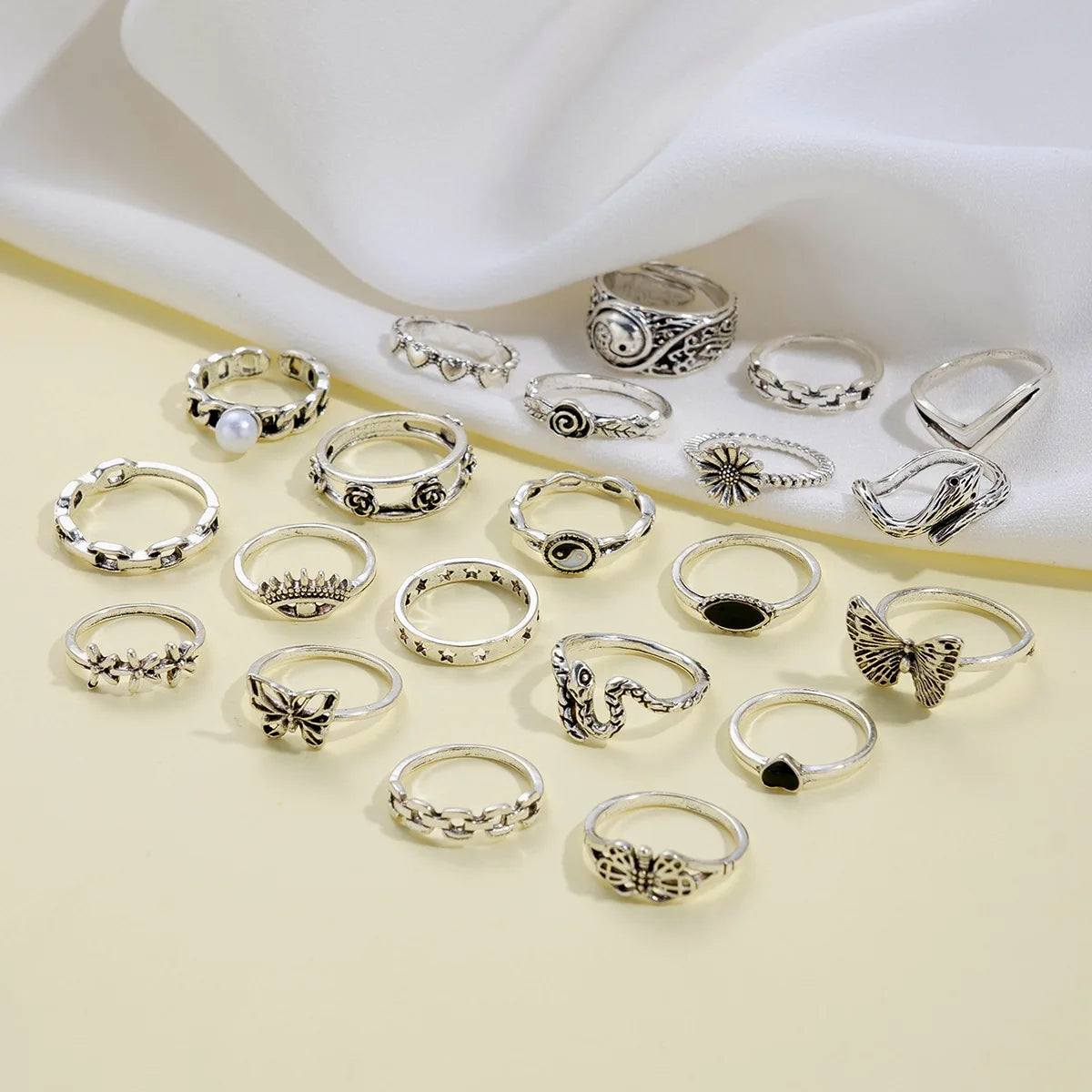 21pcs/set Punk Gothic Butterfly Snake Heart Rings Set for Women Men Vintage Simple Metal Geometric Finger Rings Party Jewelry