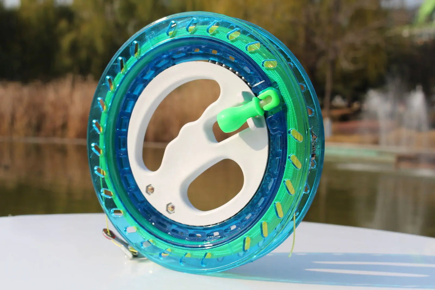 New Arrive Toys 16cm ABS Kite Reel / Wheel For Eagle / Delta / Software Various Kites Flying Traction Tools To Kids /Adults