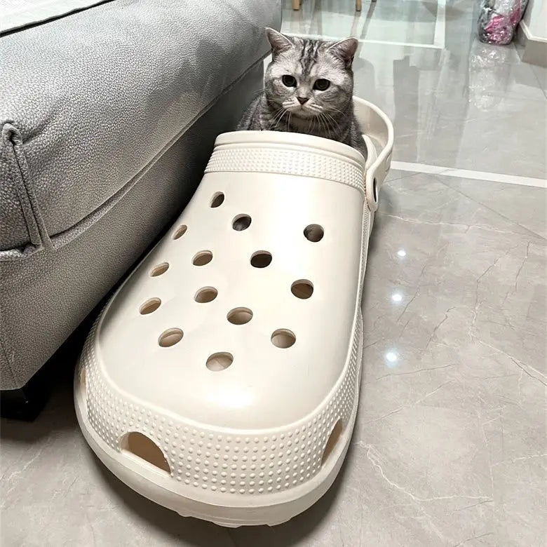 Crocs Big Cat Beds and Furniture Breathable Funny and Creative design House for Cats Comfortable Cat Products Accessories