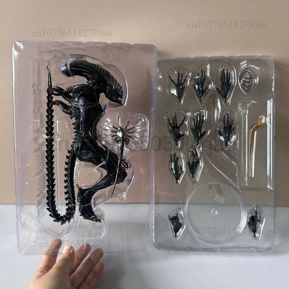 NECA The ALIEN Romulus Facehugger Ultimate Scorched Xenomorph and Accessory Set Action Figure Model Toy Room Decor Child Present