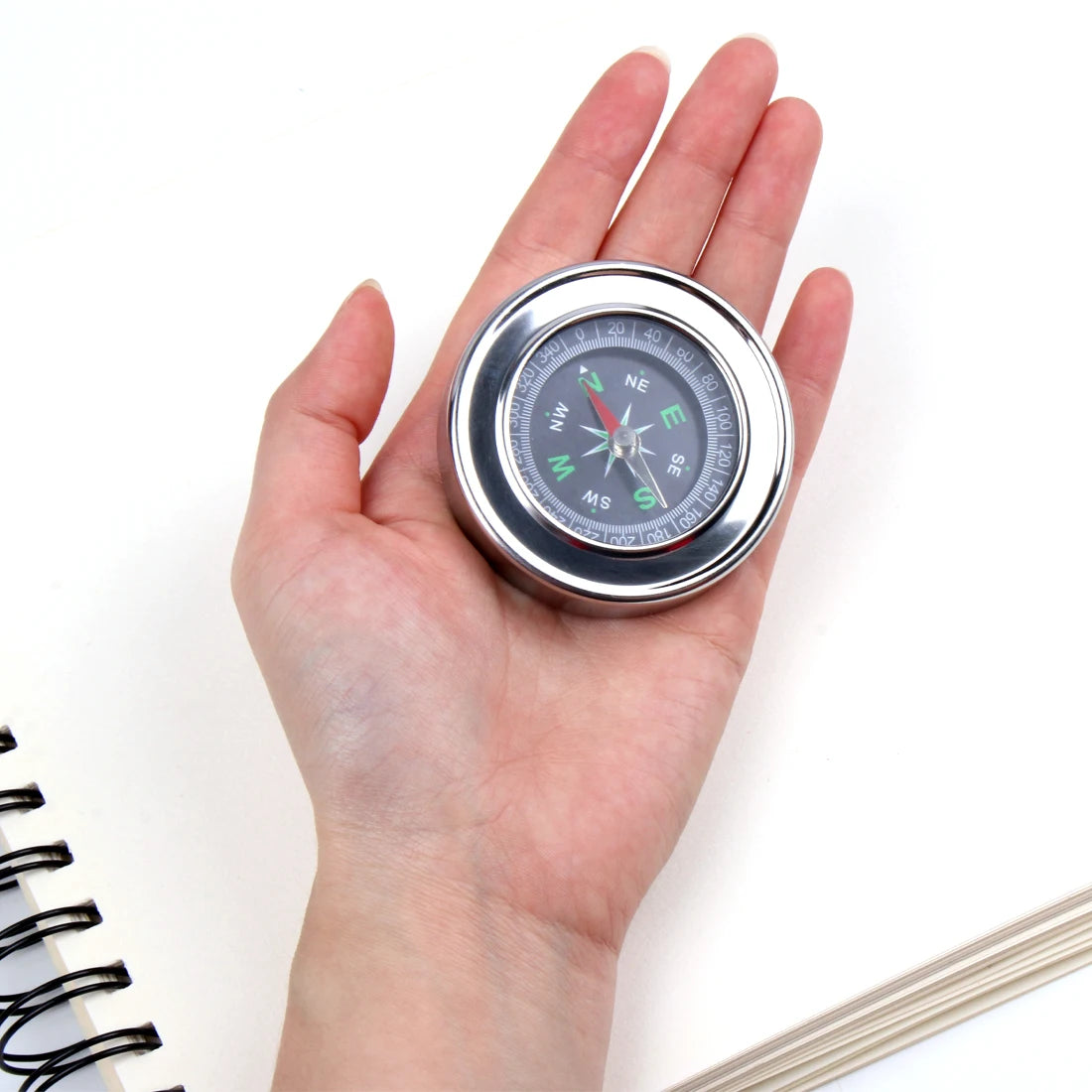 MOTARRO 1Pcs Portable Compass Aluminum Lightweight New Outdoor Camping Hiking Portable Pocket Compass