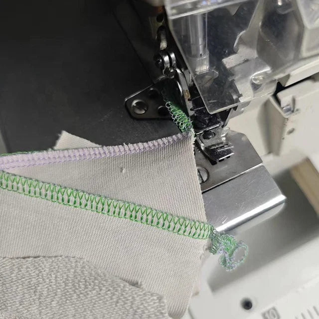 Jukis 6714 Used Japan Brands Industrial Price Electric Stitching Second Hand 6716 6700 Overlock Sewing Machine 4 Thread