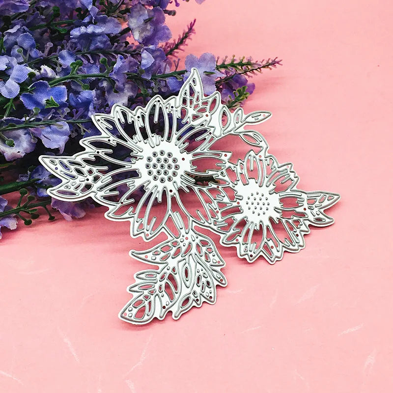 Carbon Steel Cutting Dies Paper Art Knife Mould Metal Etching Process Two chrysanthemum cutting embossed knife moulds