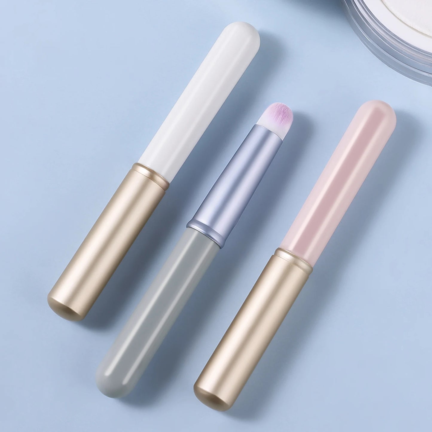 lip brush,1pcs Plastic Neutral Portable Multifunctional Cosmetic Brushes For Making Up Supply