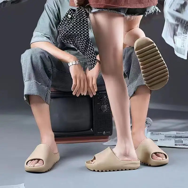 Coconut Slippers Feel like Stepping on Shit Thick-soled Sandals Summer New Non-slip Wearing Sandals