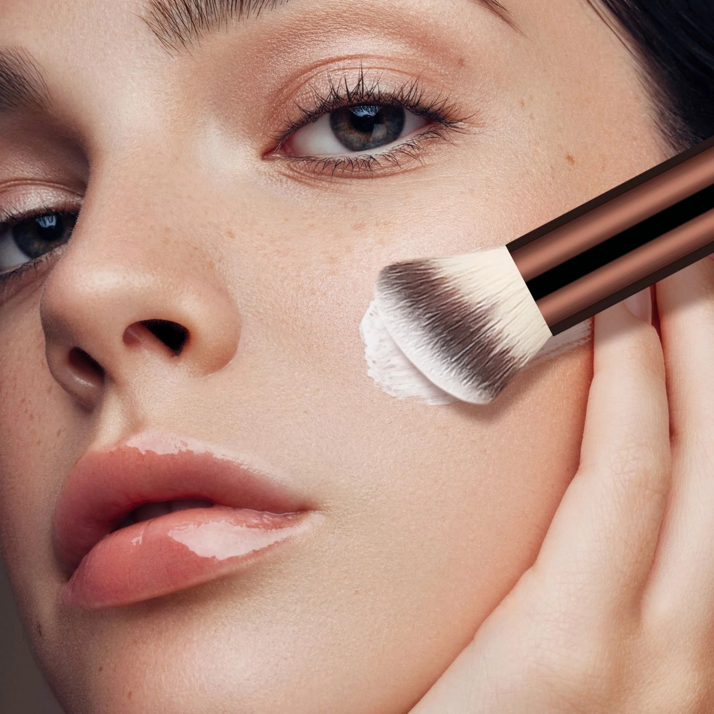 Aluminum base Contour brush soft and fluffy powder brush Makeup Brush Seamless Finish Brush Fiber Hair Design Single Face Brush