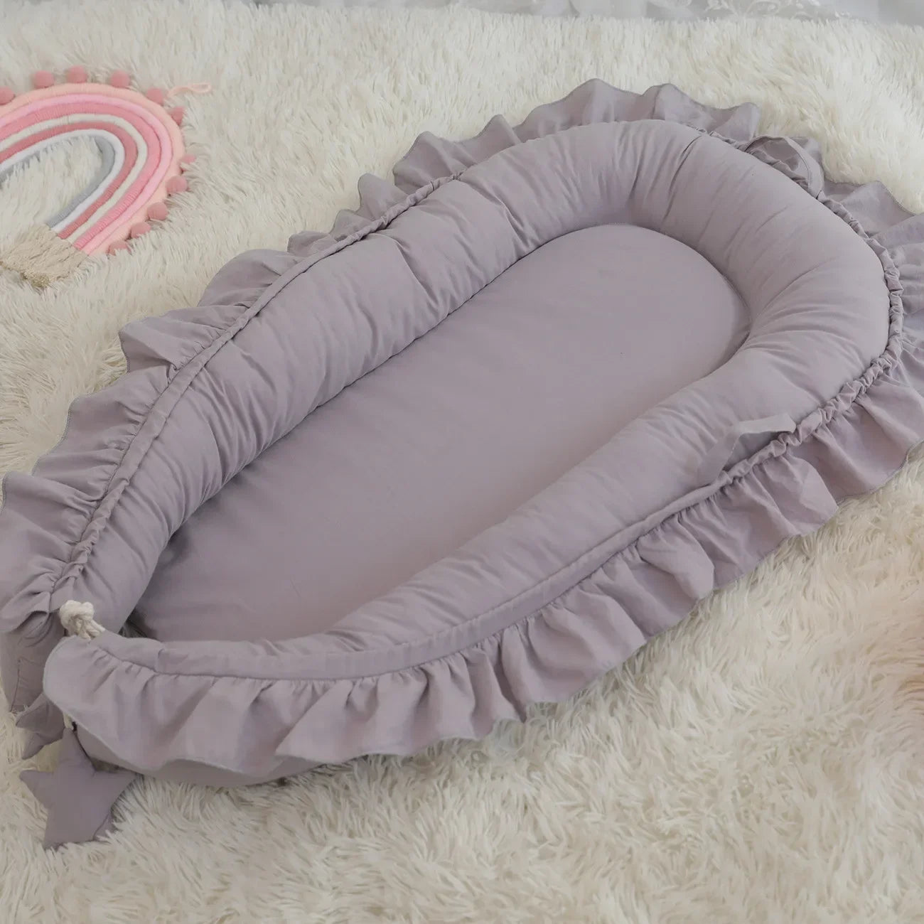 Cotton Portable Baby Crib Light Weight  Uterus Biomimetic Sleeping Bed For Newborns Foldable Cushioned Easy To Wash Baby