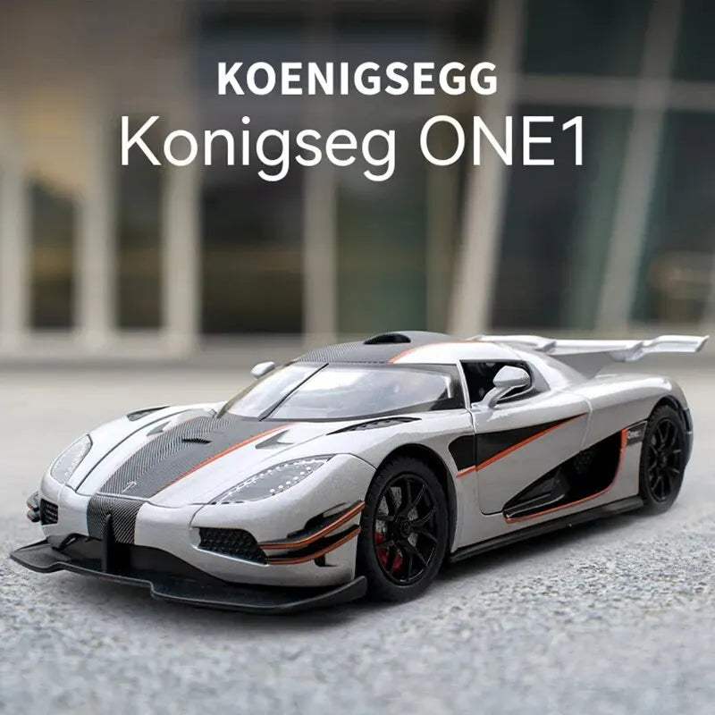 1:24 Koenigsegg Supercar Alloy Model - Ideal for Gifting, Decorative Home Accent, Child-Friendly Toy, and a Must-Have for Car En