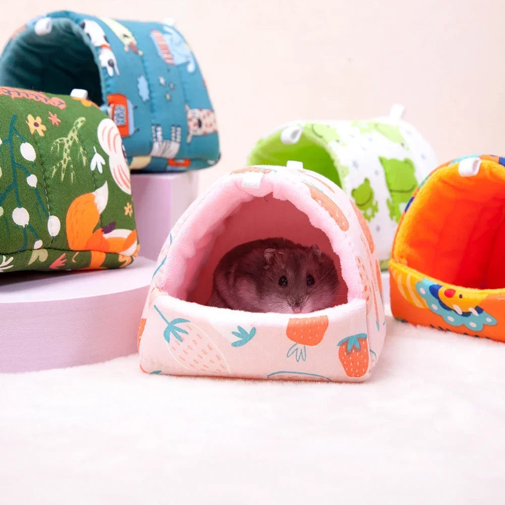 Cute Small Animal Sleeping Bed Rabbit Squirrel Guinea Pig Nest Hamster House Winter Colorful Mini Cage Comfortable Soft Warm Mat