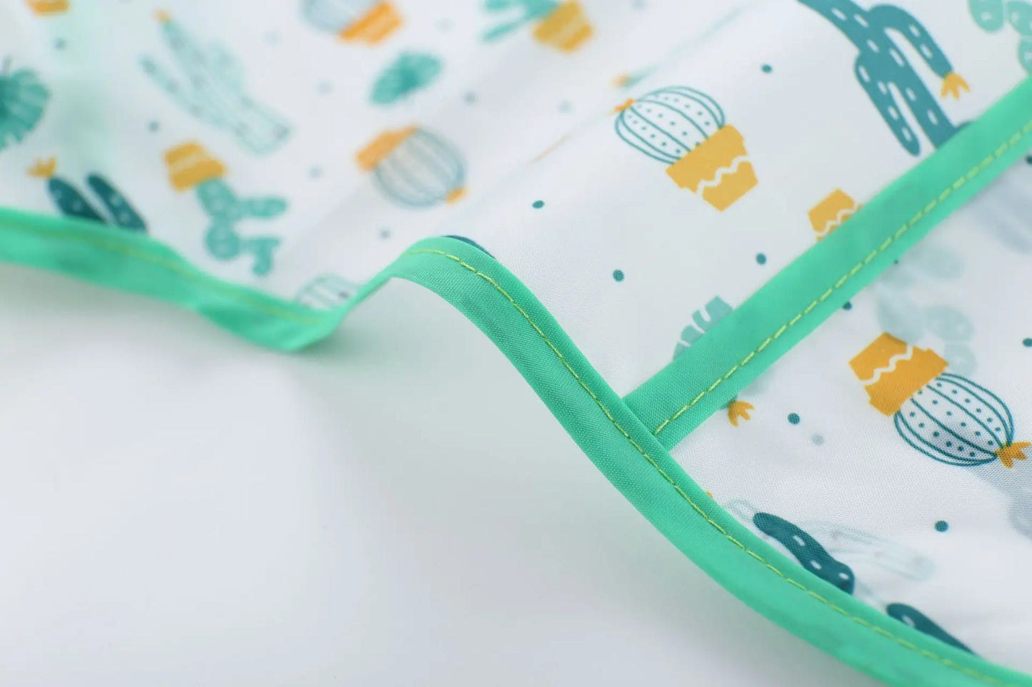 Cute Baby Bibs Waterproof Long Sleeve Apron Children Feeding Smock Bib Burp Painting Drawing Soft Toddler Clothing Bandana Bibs