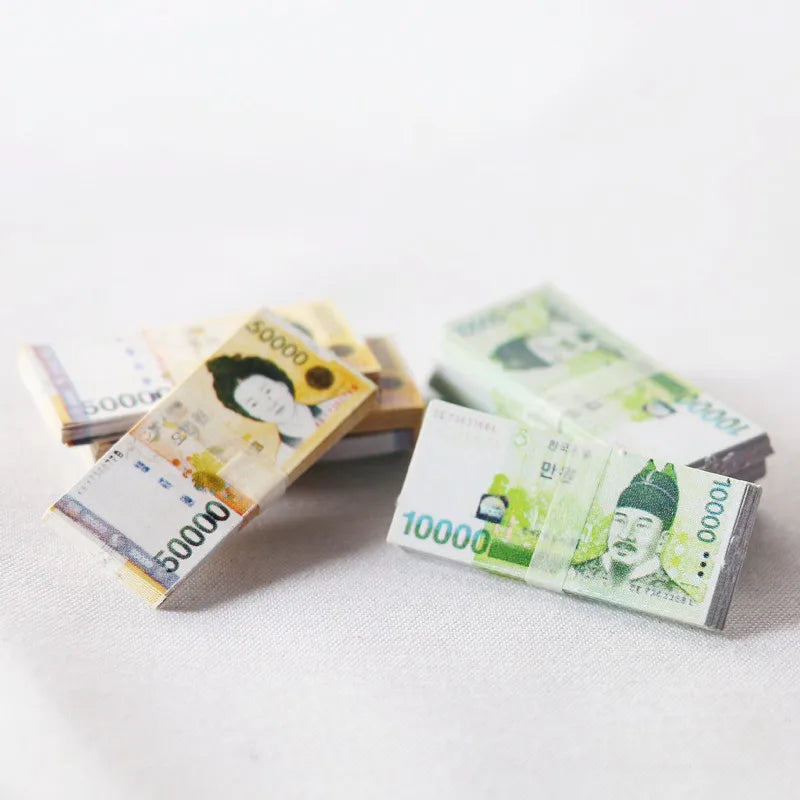 1:12 Dollar KRW Ticket Mini Fake Money Dollhouse Miniature Scene Model Banknotes Prop Dollar Bills Artificial Money Decoration