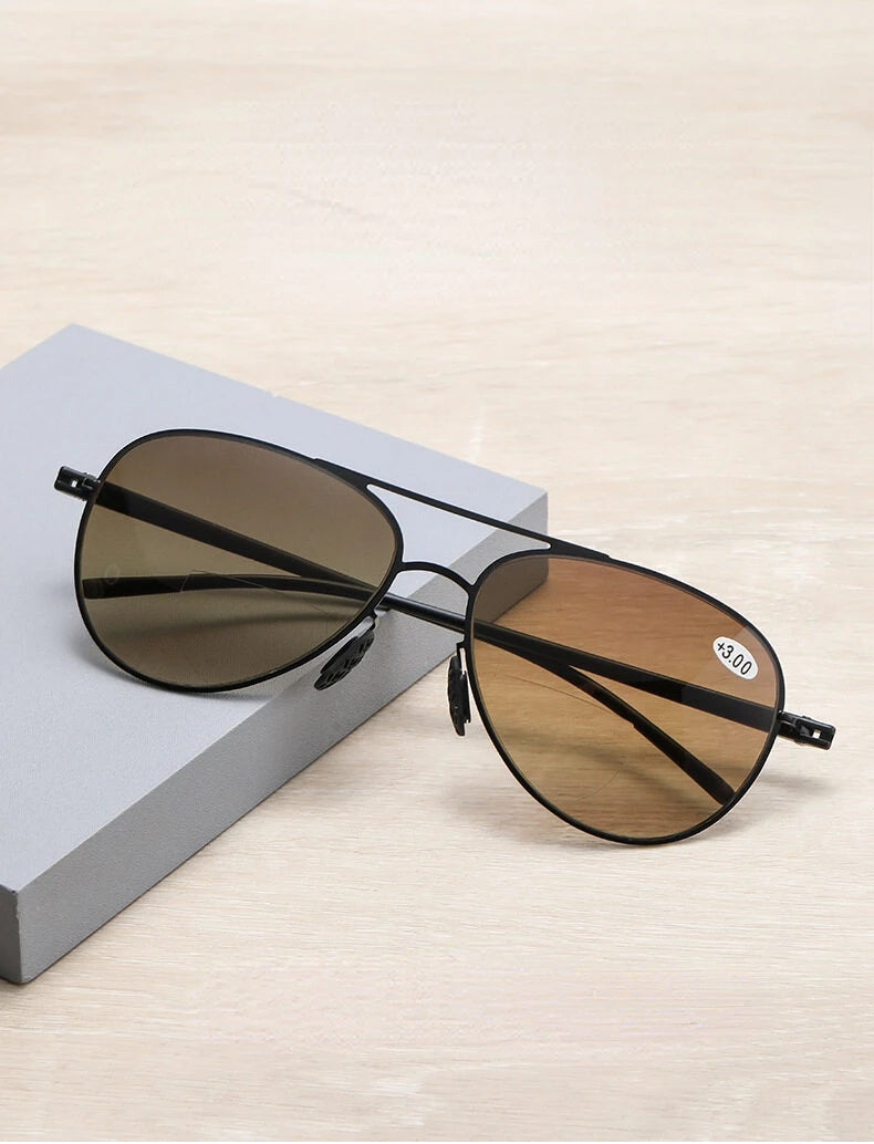 Bifocal Reading Glasses Men Fashion Double Bridge Sunglasses Male Look Far and Near Anti Glare Hyperopia Eyeglasses +100 To +350