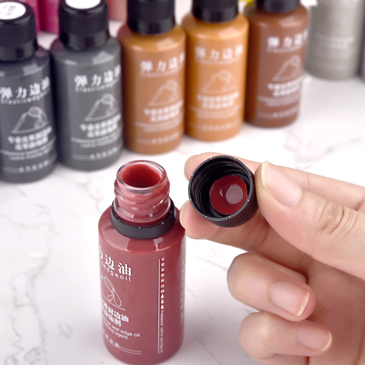 30ml Leather Edge Repair Paint Oil Dye Dressing Color Finish DIY Craft Leather Shoe Bag Coats Leather Elastic Edges Pigment