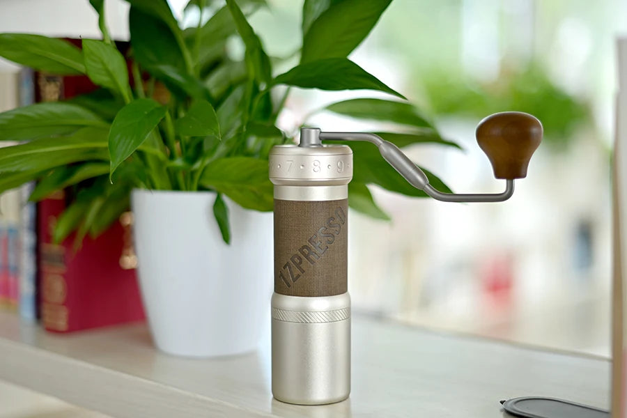 1zpresso Kultra coffee grinder Portable manual coffee mill adjustable  304stainless steel burr   special 7core burr