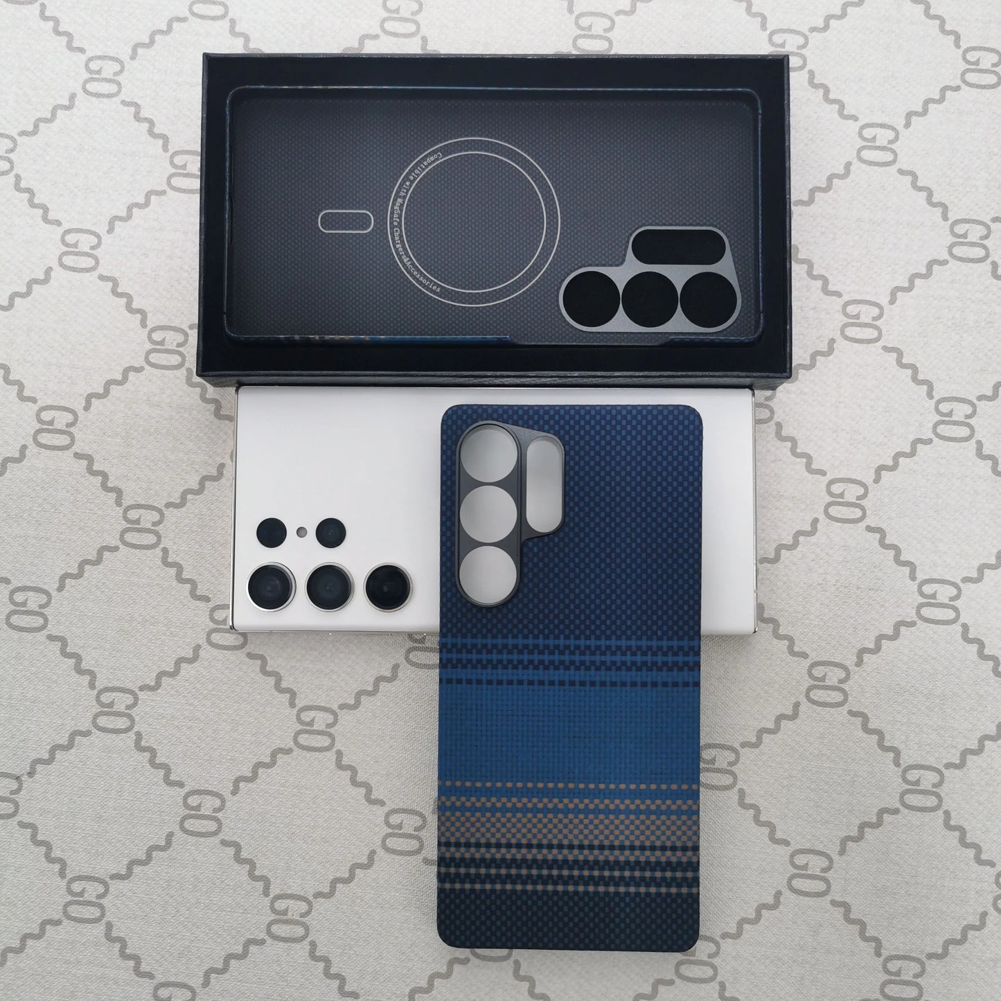 For Samsung Galaxy S25 Ultra Original Feel Ultra-Thin Real Aramid Carbon Fiber Case Built-in Magnetic Wireless Charging