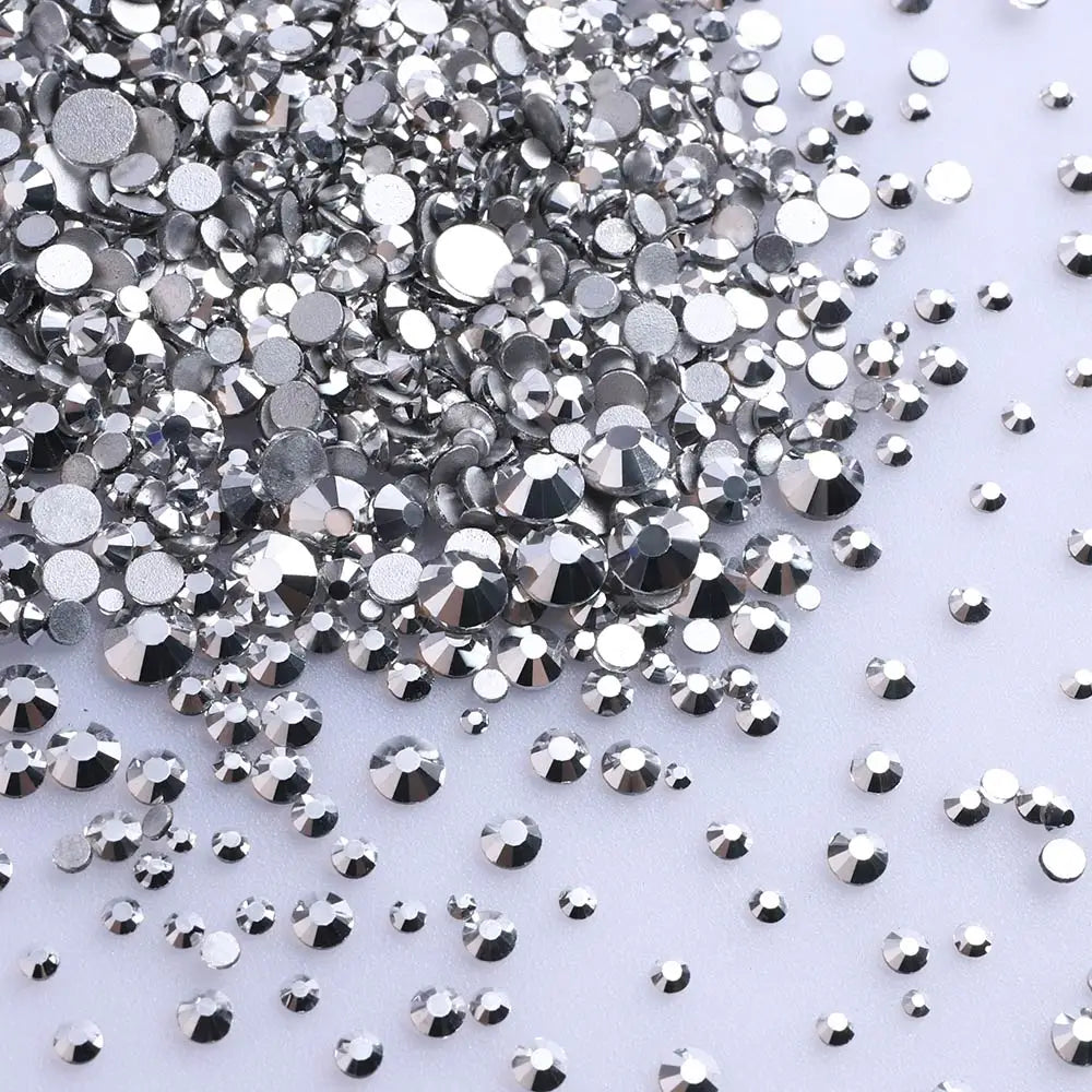 QIIY 1440Pcs Mix Size SS3-SS20 Clear Crystal FlatBack Rhinestones Non-Hotfix Glass Decorations DIY Glitter Stones 3D Nail Art