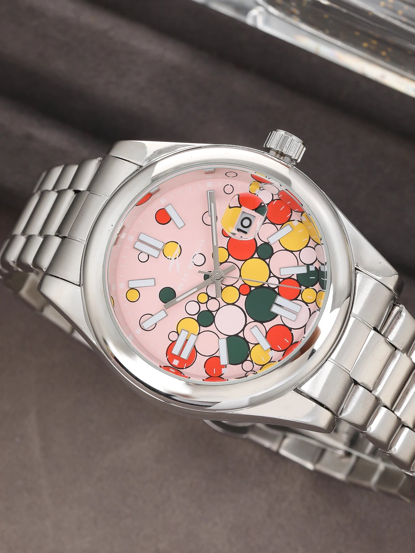 Classic Men's Quartz Watch Luxury Fashion Calendar Date Clock Round Glass Mirror Stainless Steel Business Wristwatch for Gifts ﻿