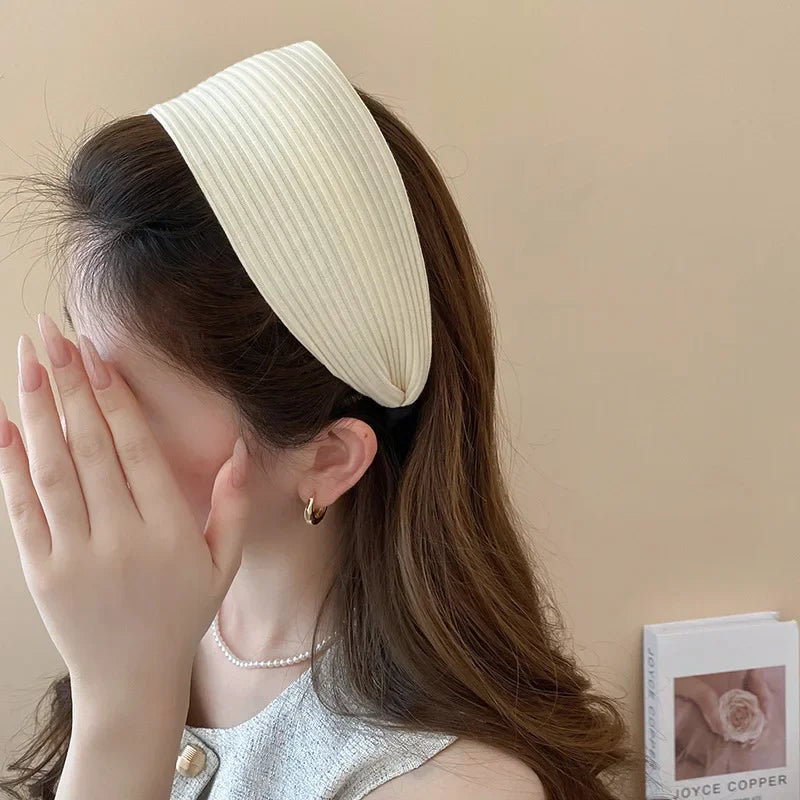 Kintting Solid Color Wide Edge Striped Nonslip Arc Acrylic Headbands for Women French Temperament Atmosphere Hair Accessories