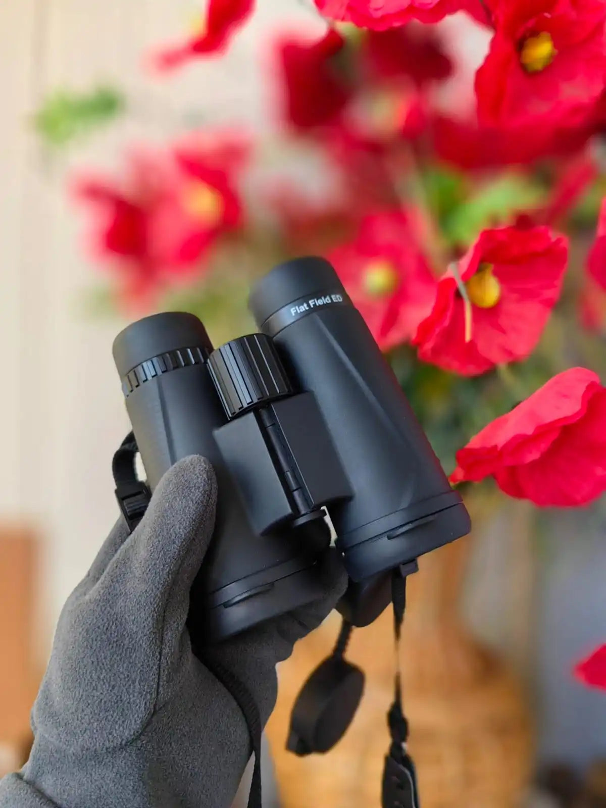 Svbony SA205 Binoculars ED Flat-field 8X42/10X42 Professional IP67 Waterproof BAK4 Twist-up Eyecups for Travelling Bird Watching