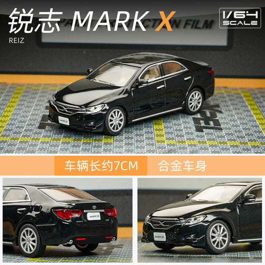1:64 Toyota Mark X Reiz Alloy Miniature Car Model Diecast Metal Static Collction Model Car Collection Children Toy Car Vehicles