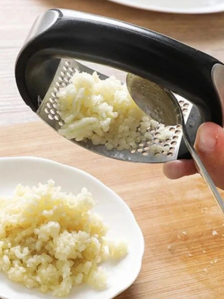 Stainless Steel Garlic Press Manual  Mincer Chopping  Tools Curve Fruit Vegetable Cooking Kitchen Gadgets Home Appliance Kitchen