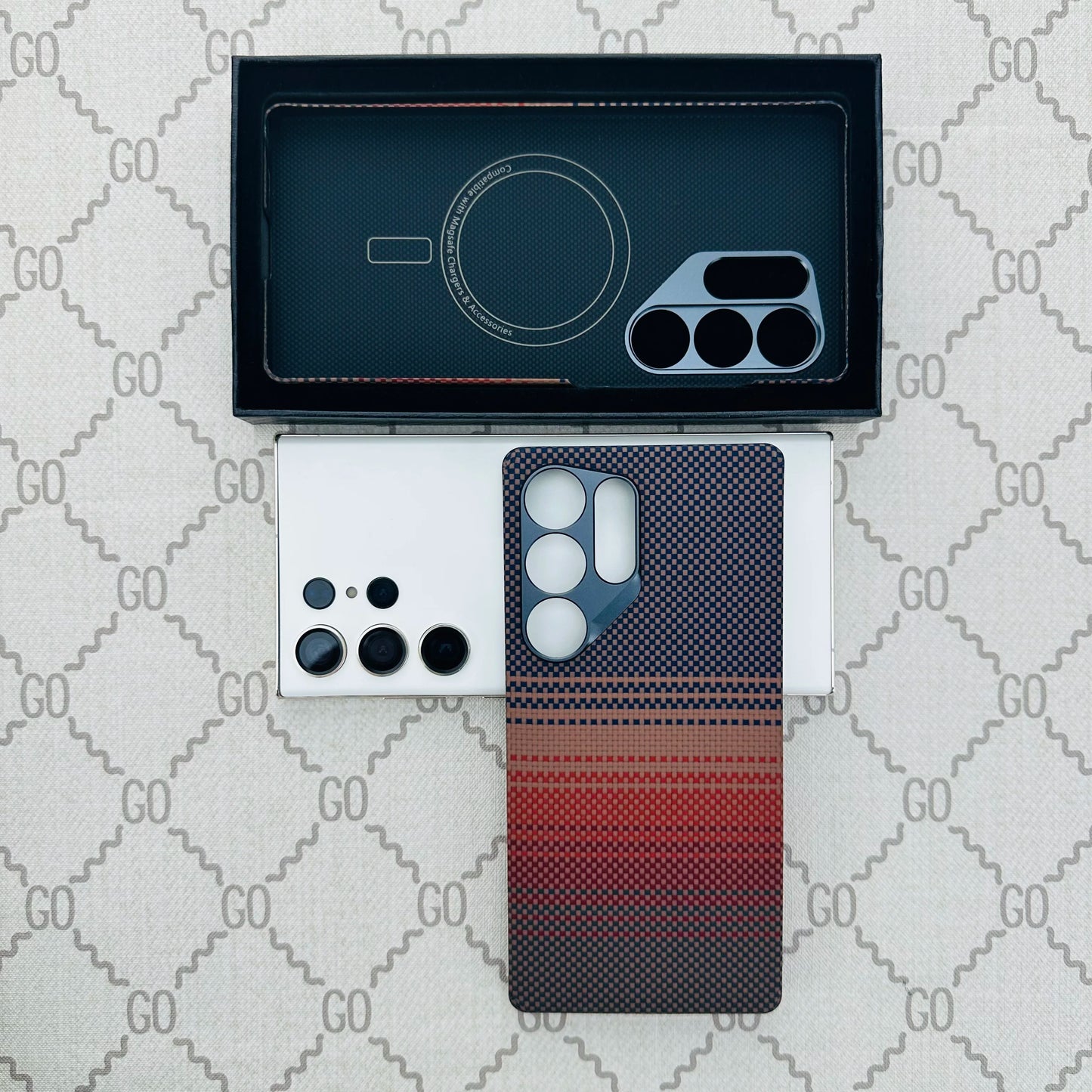 For Samsung Galaxy S25 Ultra Original Feel Ultra-Thin Real Aramid Carbon Fiber Case Built-in Magnetic Wireless Charging