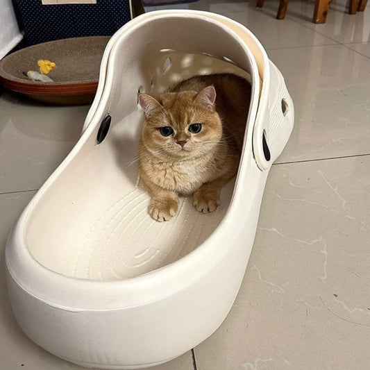 Crocs Big Cat Beds and Furniture Breathable Funny and Creative design House for Cats Comfortable Cat Products Accessories