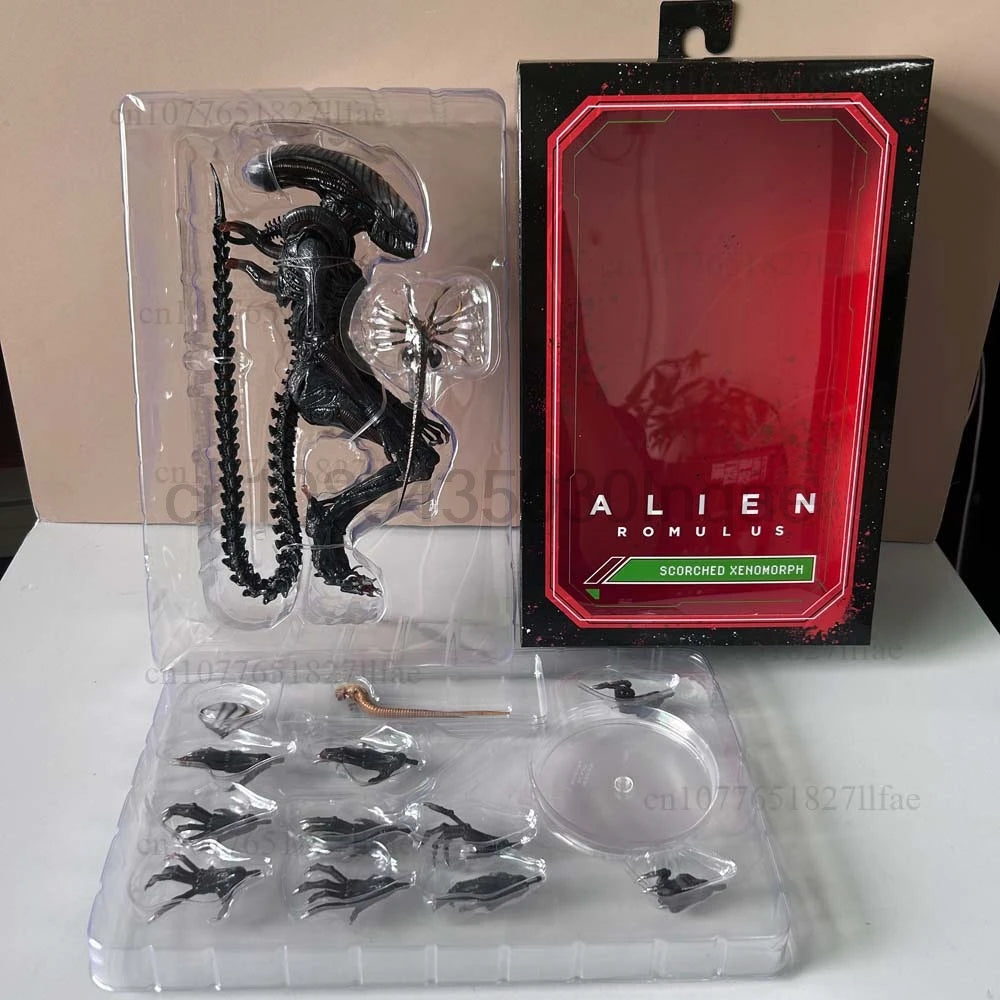 NECA The ALIEN Romulus Facehugger Ultimate Scorched Xenomorph and Accessory Set Action Figure Model Toy Room Decor Child Present