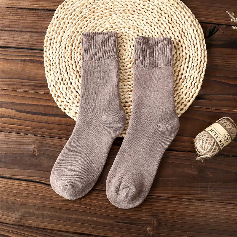 4 Pairs Of Men's Vintage Striped Crew Socks, Thermal Breathable Comfy Socks For Men's Wearing, Autumn & Winter