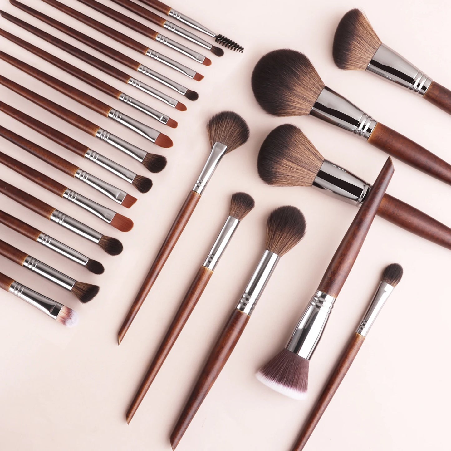 24 makeup brushes with wooden handles Natural Makeup Brushes Set Eyeshadow Make Up Brush Hair Kit for Makeup nabor kistey Blendi