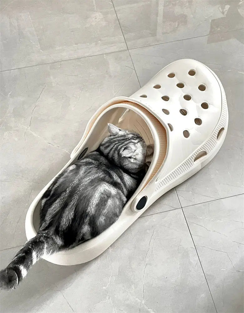 Crocs Big Cat Beds and Furniture Breathable Funny and Creative design House for Cats Comfortable Cat Products Accessories