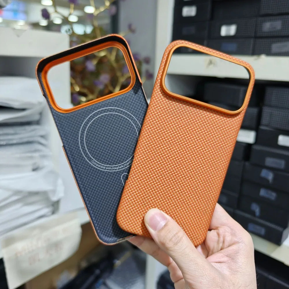 Real Aramid Carbon Fiber Ultra-Thin Phone Case For iPhone 17 Pro Max 17Pro Invisible Magnetic Charging Anti-Drop Protector Cover