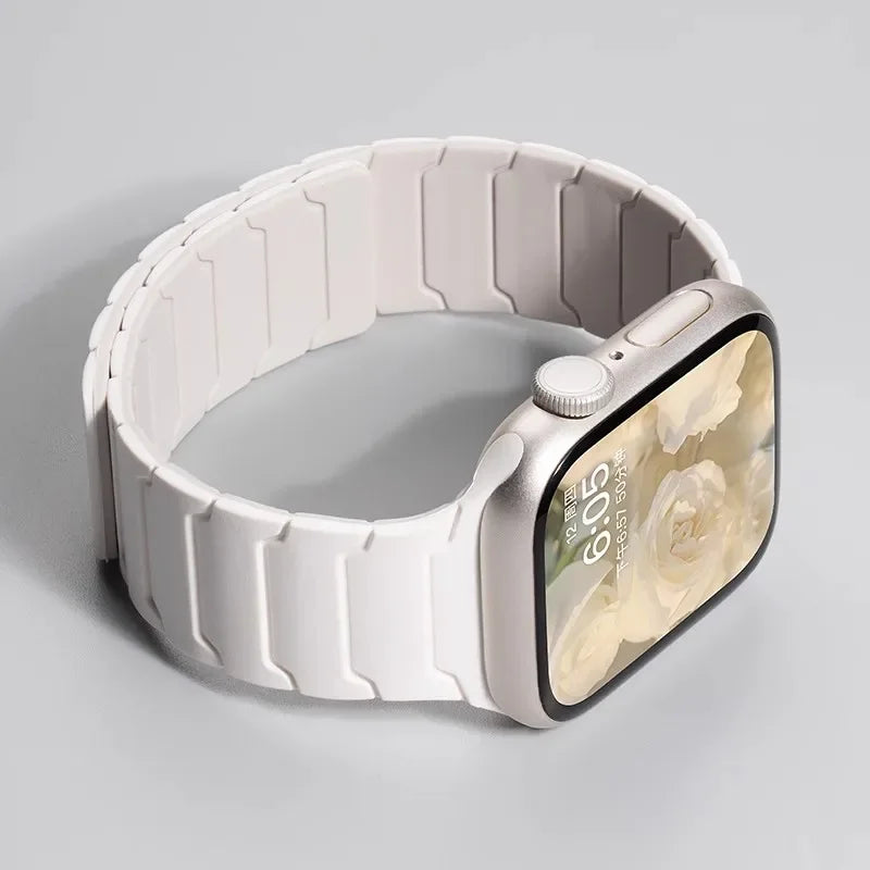 Magnetic Silicone Strap for Apple Watch Band Ultra 2 49mm 46mm 45mm Bracelet for Iwatch Series 10 9 8 7 6 SE 5 38 44mm 42mm 40mm