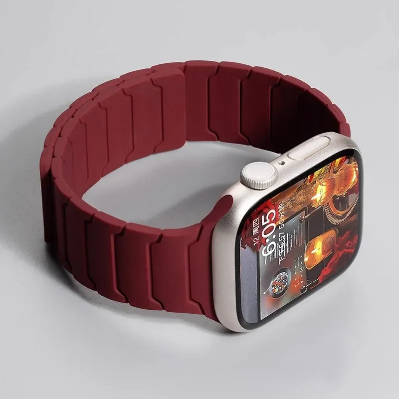 Magnetic Silicone Strap for Apple Watch Band Ultra 2 49mm 46mm 45mm Bracelet for Iwatch Series 10 9 8 7 6 SE 5 38 44mm 42mm 40mm