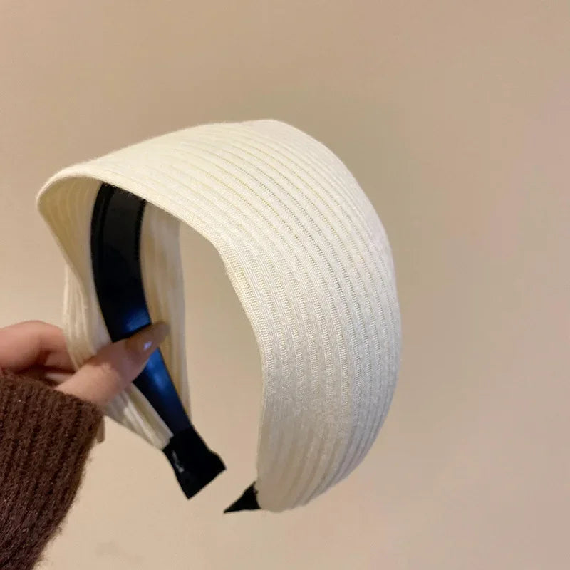 Kintting Solid Color Wide Edge Striped Nonslip Arc Acrylic Headbands for Women French Temperament Atmosphere Hair Accessories