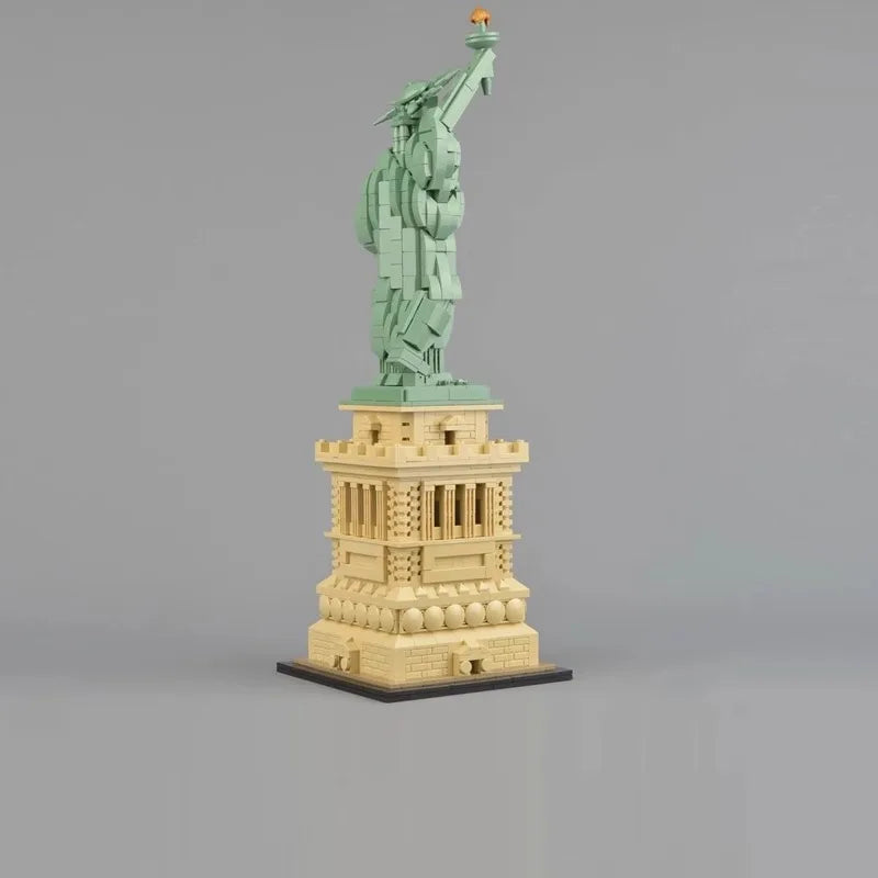 2025 NEW 1685 Pcs Architecture Statue of Liberty Large Collection Building Set Model Gift for Kids and Adults Compatible 21042