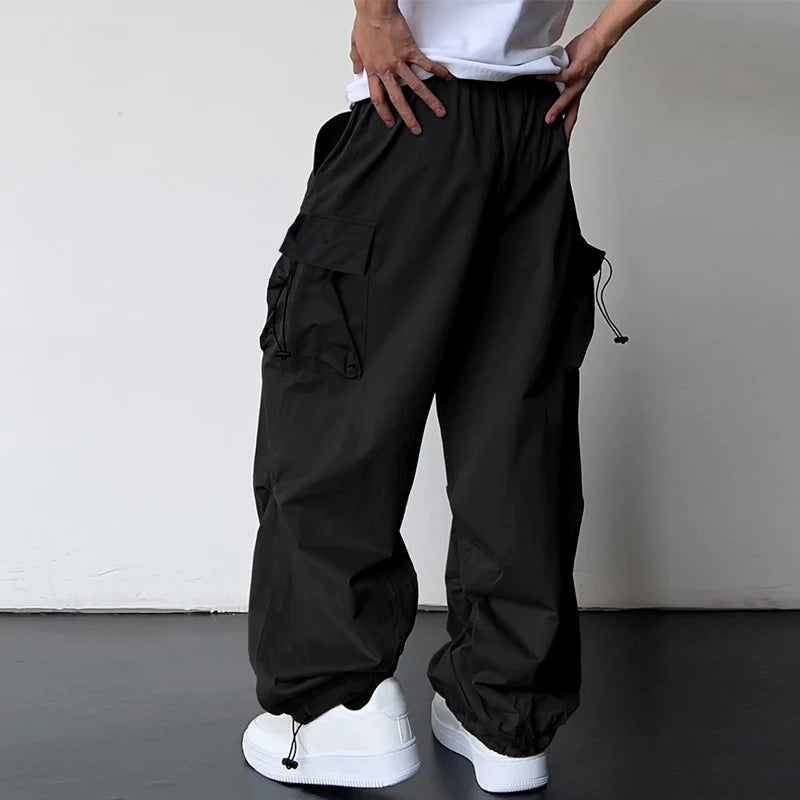 Men Solid Flap Pocket Drawstring Waist Cargo Pants