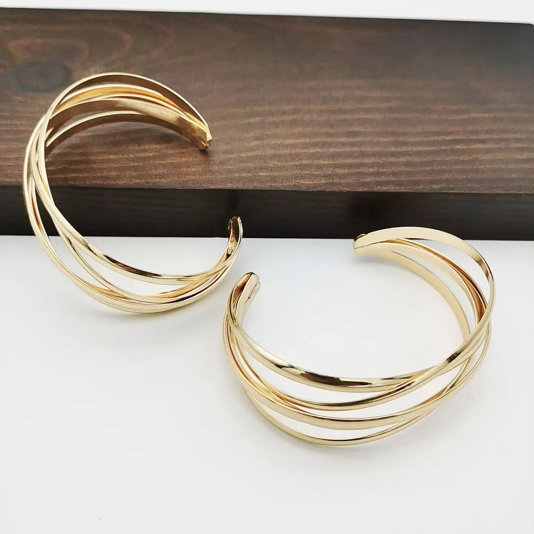 Punk Fashion Metal Cuff Bangles for Women Retro Personality Exaggerated Hollow Out Geometric Bangles Party Jewelry Wholesale