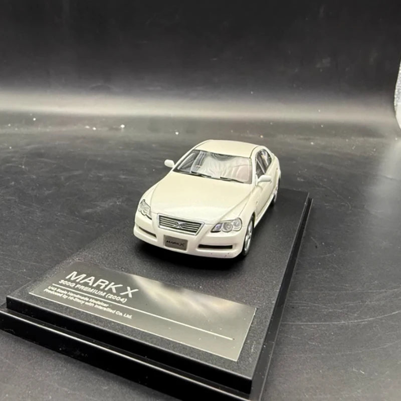 Hi-Story 1/43 Scale Reiz Mark X Resin Car Model Adult Classic Collection Souvenir Display Gift