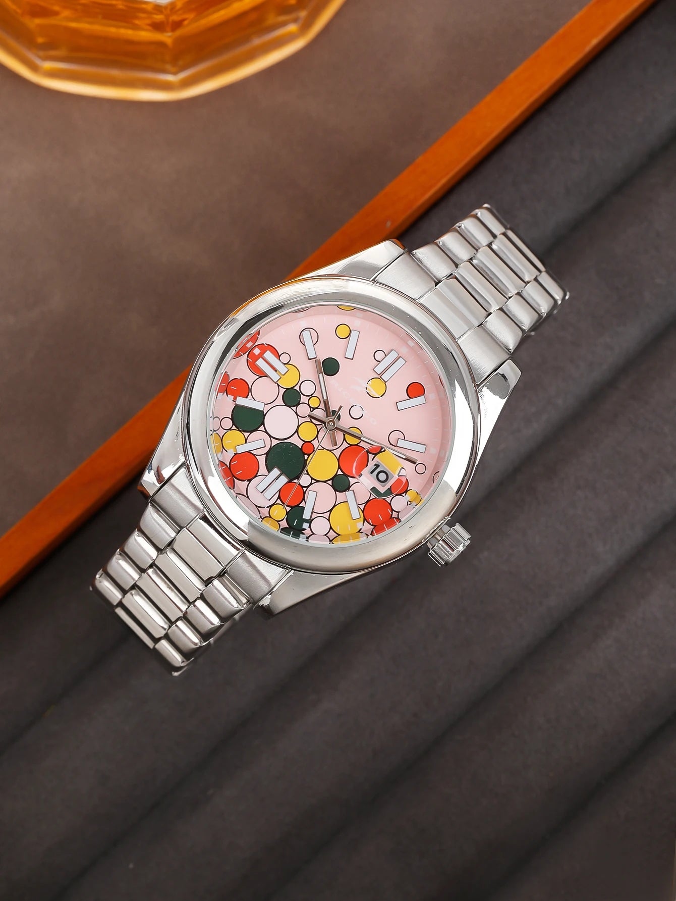 Classic Men's Quartz Watch Luxury Fashion Calendar Date Clock Round Glass Mirror Stainless Steel Business Wristwatch for Gifts ﻿