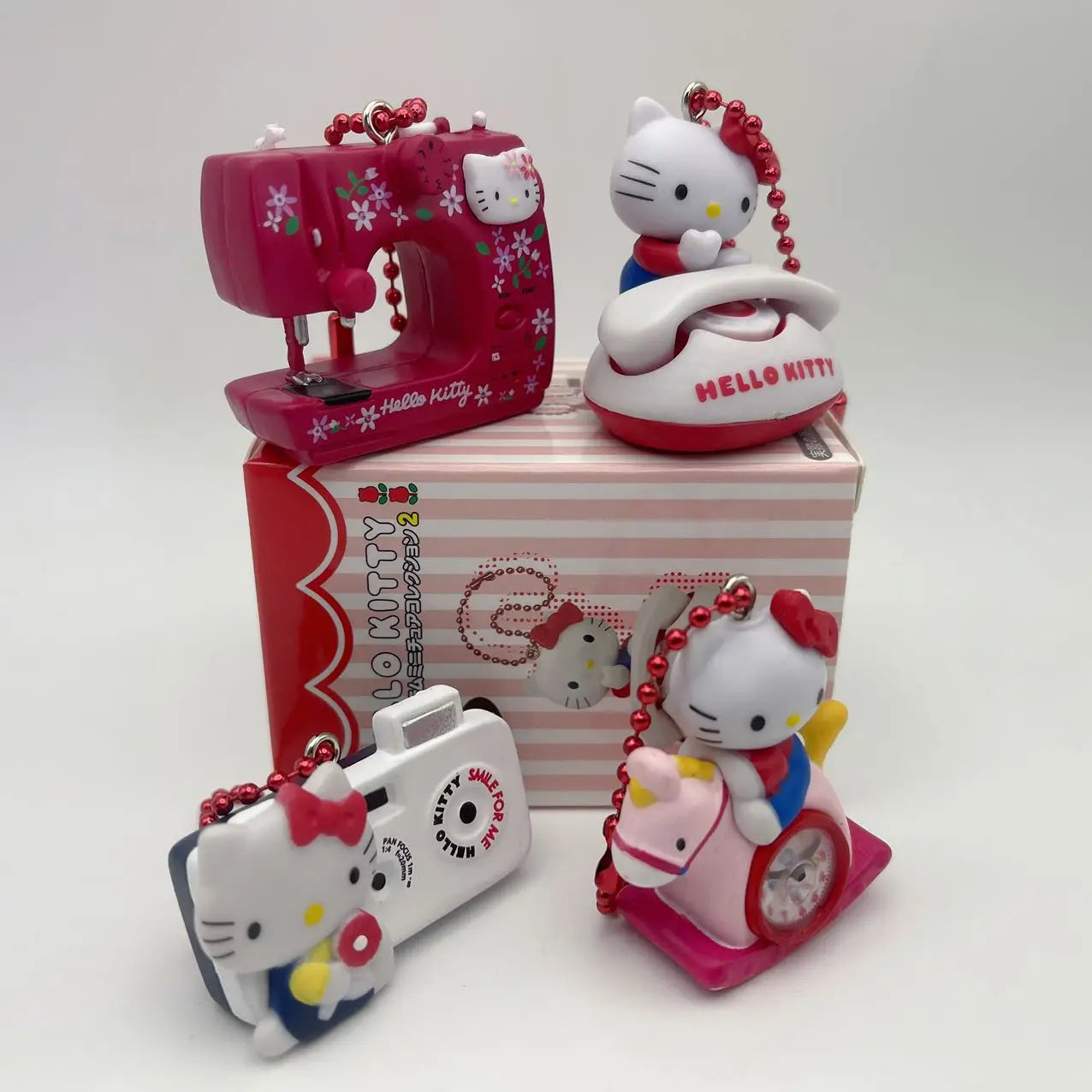 Hot Takara Tomy Second Installment Sanrio Hello Kitty'S 50th Anniversary Retro Small Items Nostalgic Pendants Camera Alarm Clock