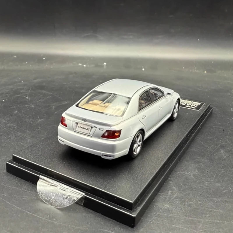 Hi-Story 1/43 Scale Reiz Mark X Resin Car Model Adult Classic Collection Souvenir Display Gift
