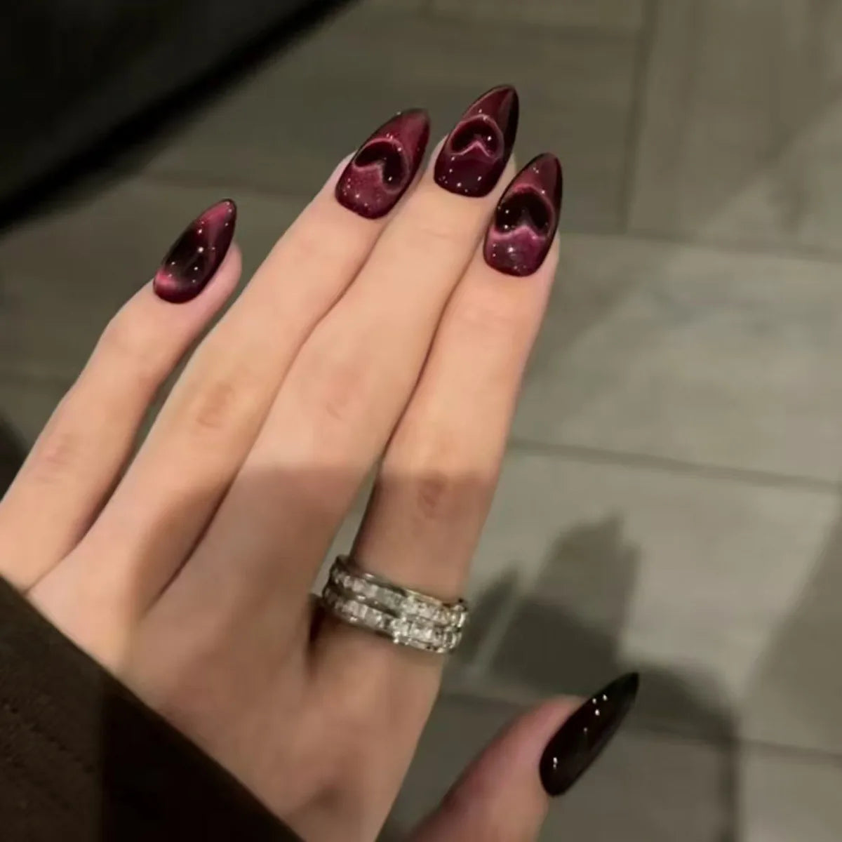 24Pcs Mid-length Almond Fake Nail Cat's Eye Love Heart Design Press on Nail Tip Butterfly Pattern Wearable Full Cover False Nail