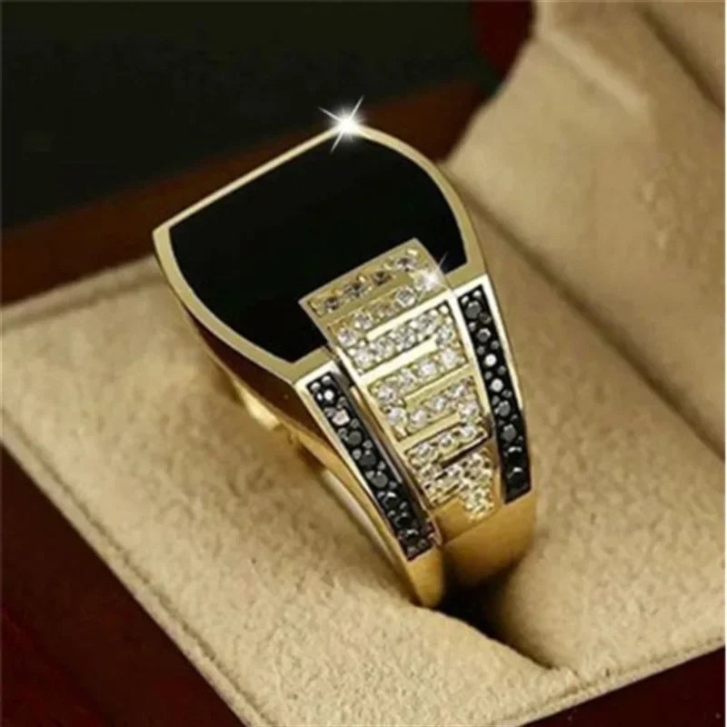 2024 Classic Men's Ring Fashion Metal Gold Color Inlaid Black Stone Zircon Punk Rings for Men Engagement Wedding Luxury Jewelry