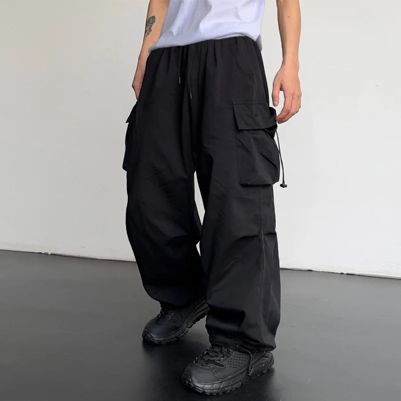 Men Solid Flap Pocket Drawstring Waist Cargo Pants