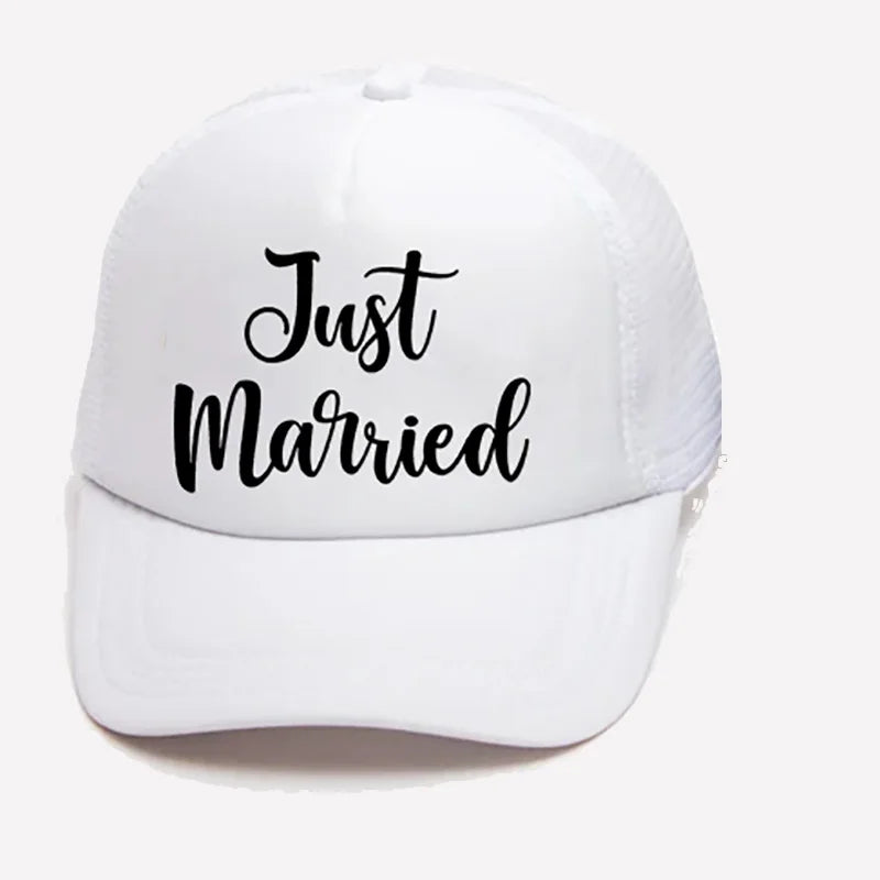 Just Married white black Trucker hat Honeymoon beach destination wedding Groom bride Mr Mrs Newlywed couples gift Photo props