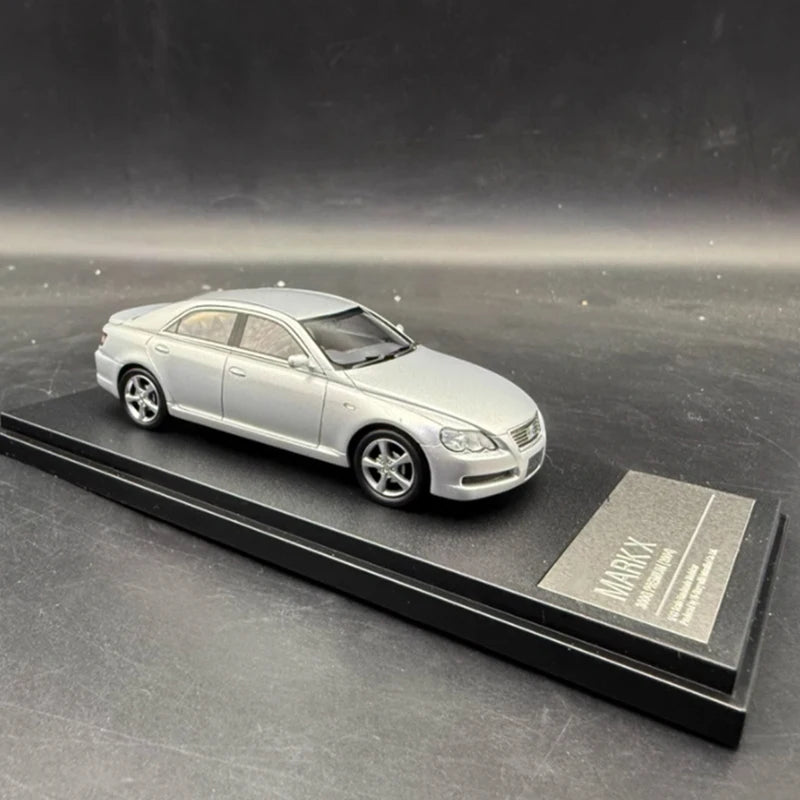 Hi-Story 1/43 Scale Reiz Mark X Resin Car Model Adult Classic Collection Souvenir Display Gift