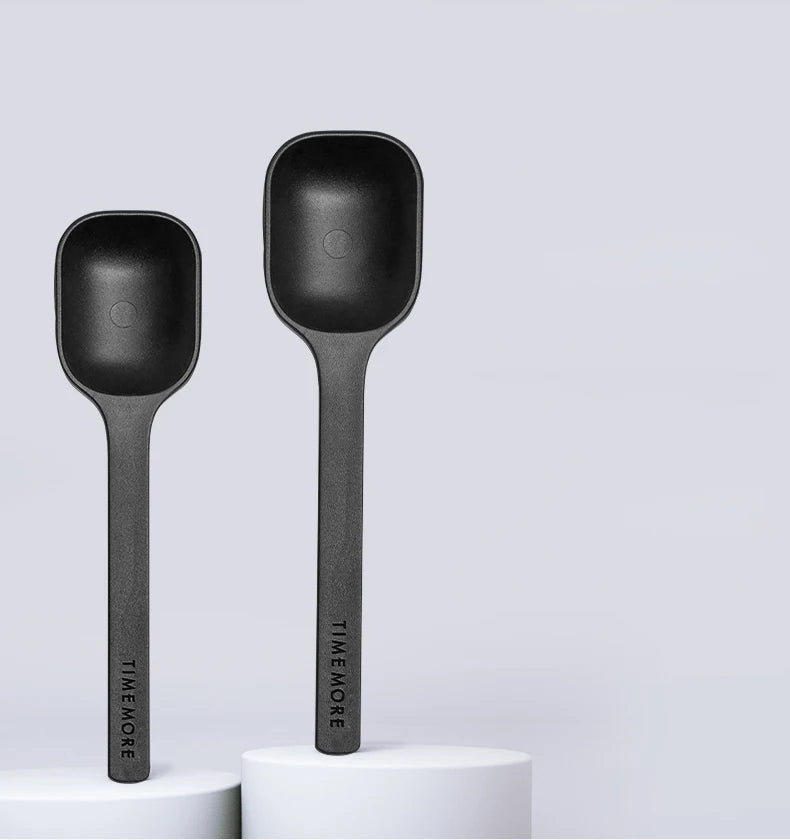 TIMEMORE Coffee Scoop Holding roughly 10g every level scoop Durable plastic construction Dishwasher safe 17cm